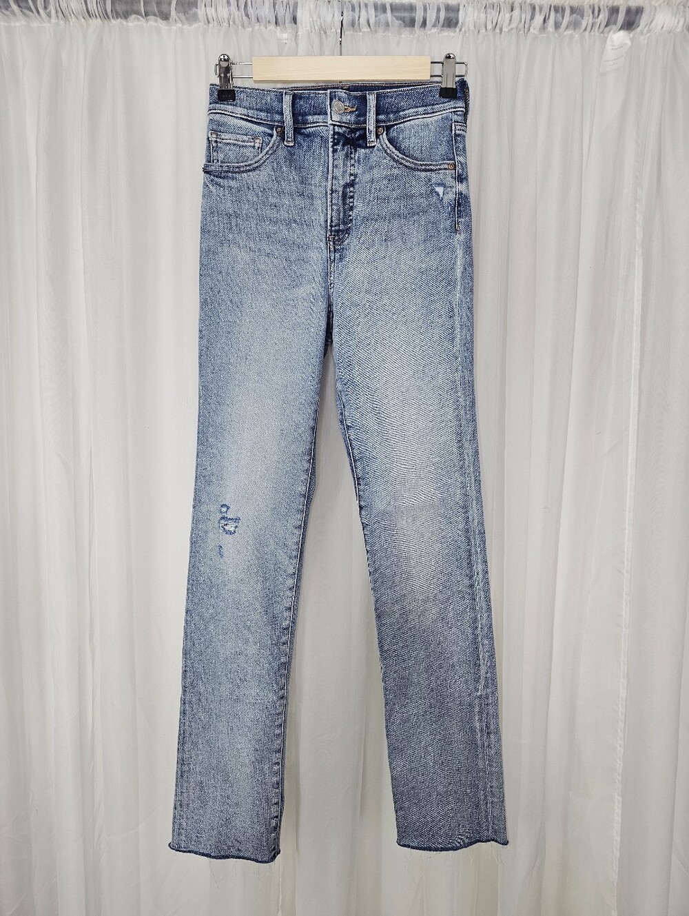 Express ’90s Slim Super High Rise Light Wash Stretch Jeans Size 2 LONG